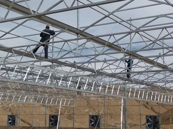 大棚骨架安裝